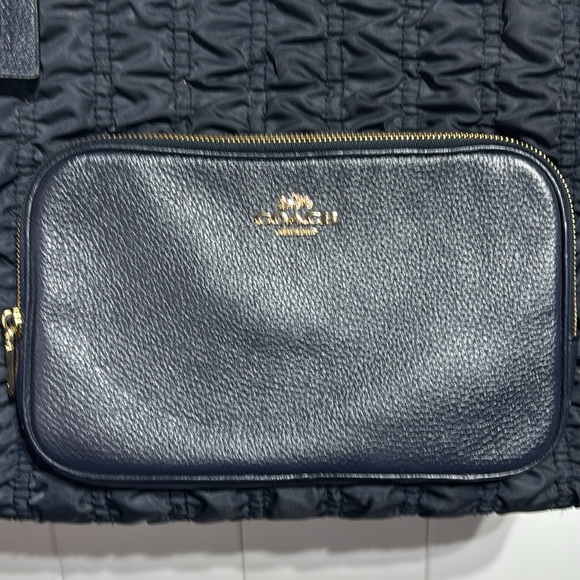 Coach navy blue ruching zip top Court Tote with front blue leather pocket - Picture 3 of 11